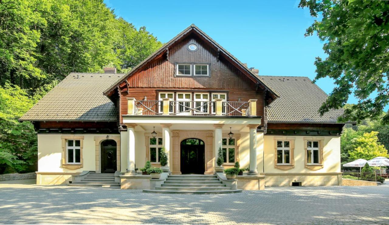 Hotel "Dworek Lesniczowka" Wodzisław Śląski Exteriér fotografie
